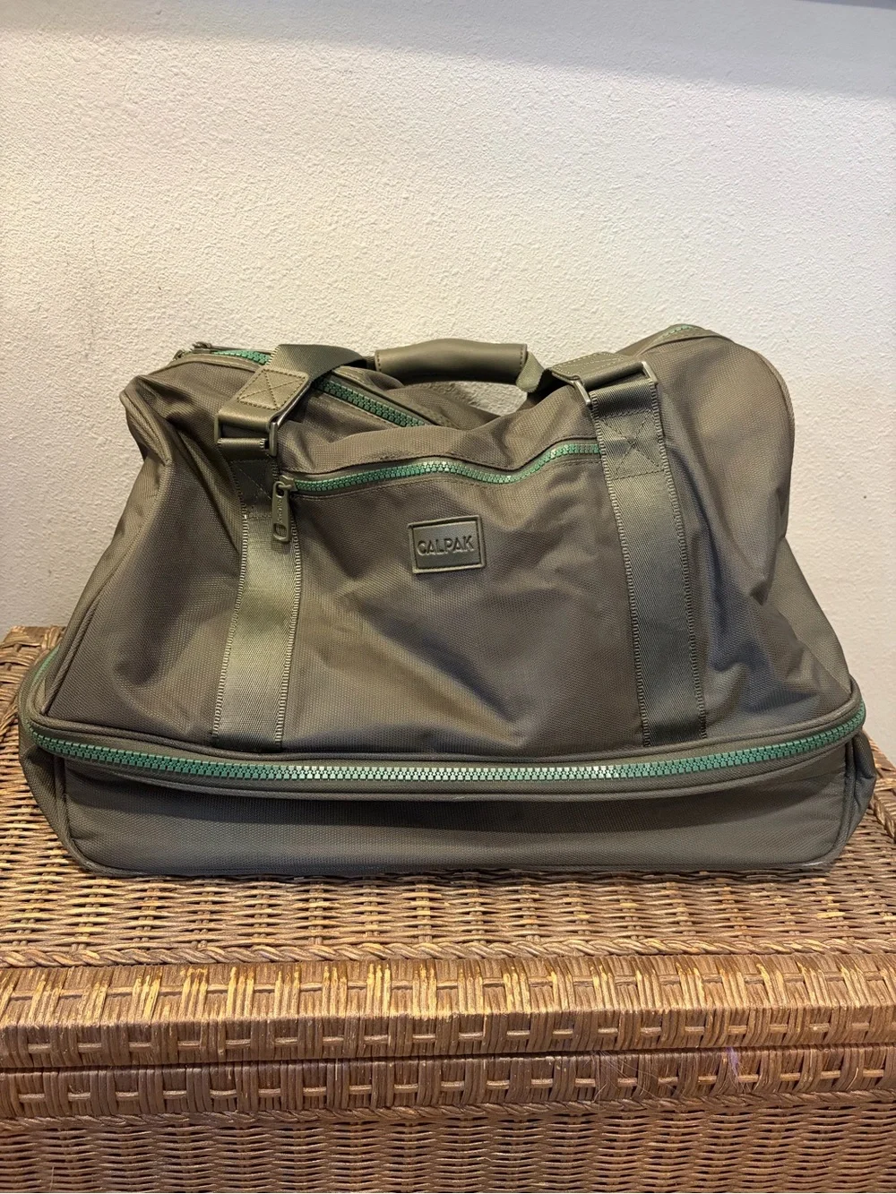 CALPAK Weekender Duffel Travel Bag w/ Shoe Compartment Olive Green Carry-On